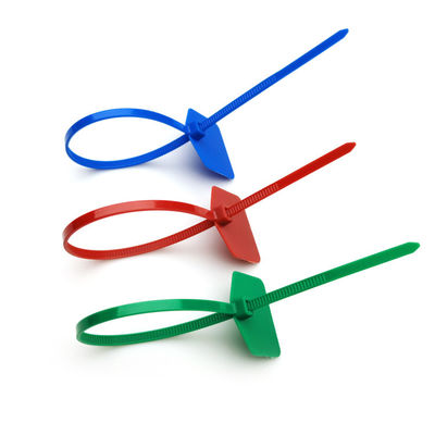 Προσαρμοσμένες ετικέτες Zip Tie Writeable 220mm Νάιλον με σήμανση / επισήμανση Περιοχή 30 * 21 mm
